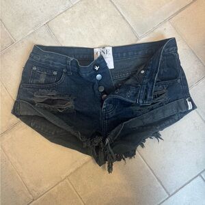 One Teaspoon - Bandits Low Waist Black Denim Short